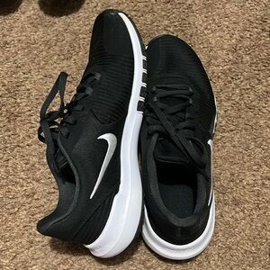 Men’s Nike shoes